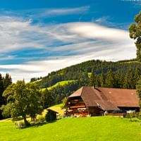 Typisches Schweizer Landhaus