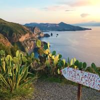 Wegweiser zu besonderen Plätzen