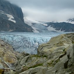 Rundgang im Rhone-Gletscher