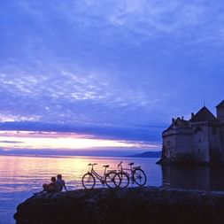 The breathtaking Lake Geneva at sunset