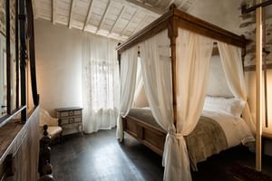 Palazzo Drogheria e Locanda Franci Montalcino Himmelbett