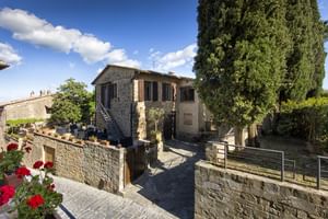 Palazzo Drogheria e Locanda Franci Montalcino Aussenansicht