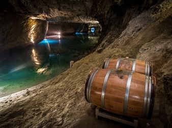 Der Lac Souterrain im Wallis ist sehr faszinierend.