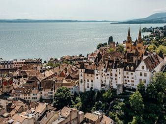 Magnifique vue sur le lac depuis le château de Neuchâtel.