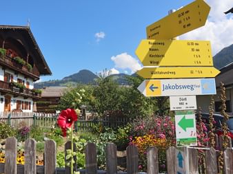 Wanderwegweiser Tiroler Jakobsweg