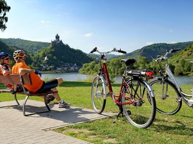 Radlerpause an der Mosel