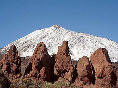 Schneebedeckter Vulkangipfel Teide.