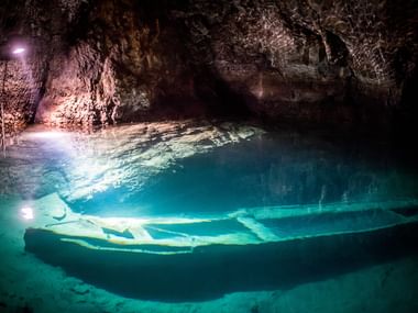 Der Lac Souterrain im Wallis ist sehr faszinierend.