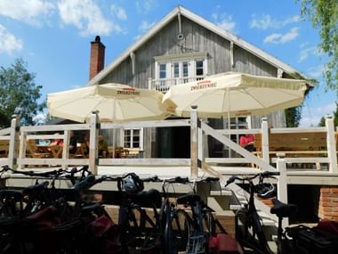 Restaurant auf der Strecke von Krutyn nach Rosocha – Eine genussvolle Pause in der Natur