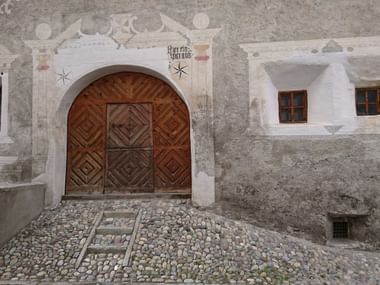 Tor einer Kirche