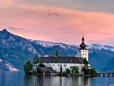Schloss Orth am Traunsee
