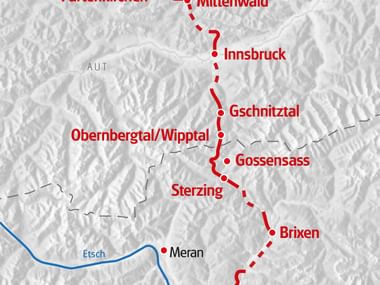 Reliefkarte mit Wanderroute von Garmisch-Partenkirchen über Mittenwald, Innsbruck, Gschnitztal, Sterzing nach Bozen durch die Alpen.