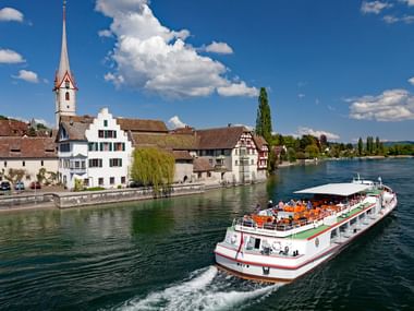 Ausflugsboot bei Stein am Rhein