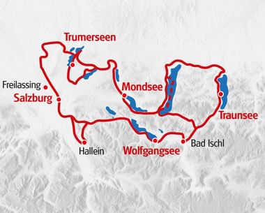 Carte cycliste montrant les lacs Trumersee, Mondsee, Wolfgangsee et Traunsee avec les villes Salzbourg, Freilassing, Hallein et Bad Ischl.