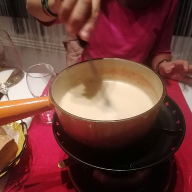 Käsefondue im Hotelrestaurant.