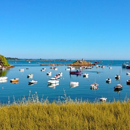 Bucht mit Fischerbooten