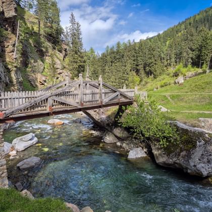 Holzbrücke in Pfelders im Passeiertal