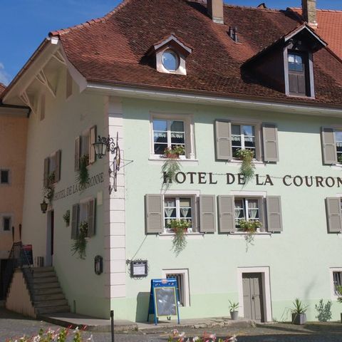Hotel de la Couronne in St.Ursanne. Aktivferien mit Eurotrek.