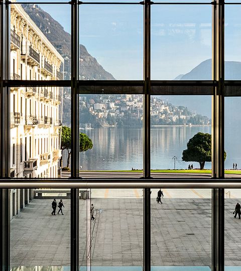Das Kulturzentrum in Lugano liegt direkt am Lago di Lugano und beherbegt ein Museum und ist Austragungsort für verschiedene Musicals und Theater.