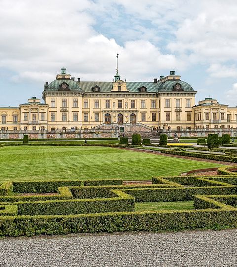 Schloss Drottningholm in Stockholm. Aktivferien mit Eurotrek.