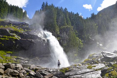 Wandern am Wasser - Krimmler Wasserfälle in Österreich