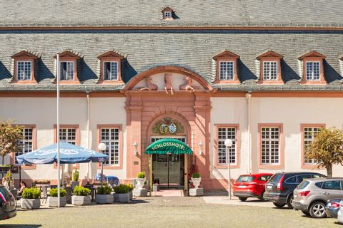 Eingang Schlosshotel Weilburg