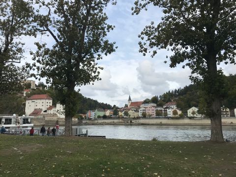 Schöne Sicht auf Passau die auf dem Donau-Eadweg liegt.