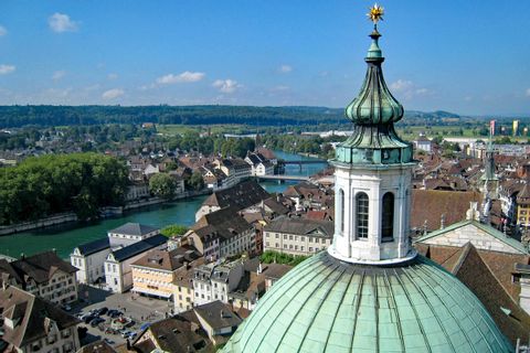 Die schöne Stadt Bern aus der Vogelperspektive 