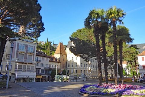 Magnificent culture and hiking in beautiful Meran city