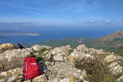 Blick vom Monte Croce auf das Meer