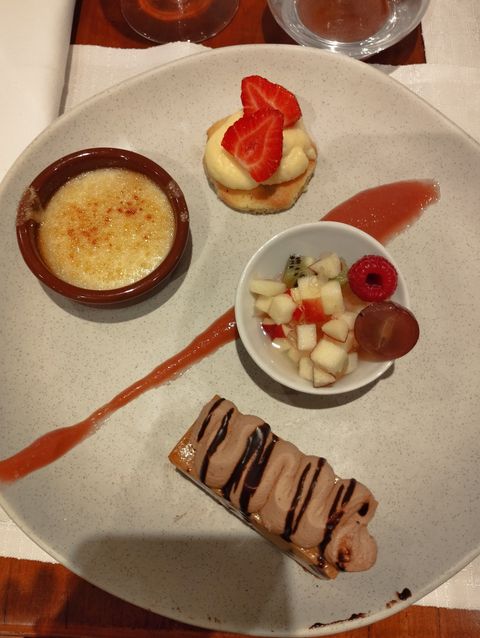 Dessert im Hotel le Catalan.