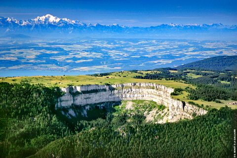 Traumhafter Ausblick auf die Schweizer Alpen