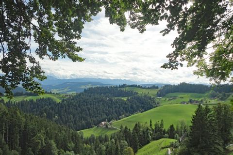 Schöne Aussicht in den Schweizer Bergen