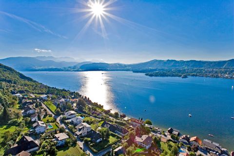 Sun sparkles in Lake Traunsee