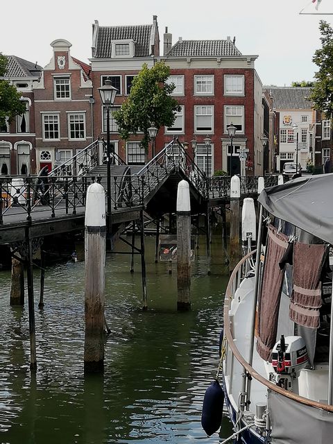 Blick auf den Hafen von Dordrecht.