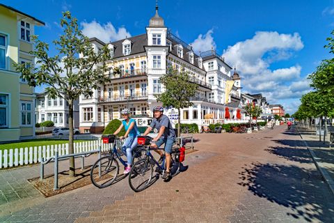 Radfahrer unterwegs von Berlin nach Usedom 