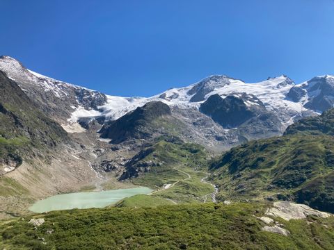 Chasseral mit Sicht auf die Alpen