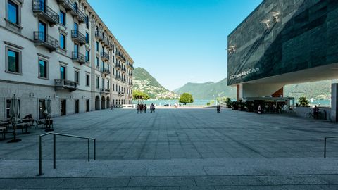 Der Piazza von Lugano vor dem Kunst und Kulturmuseum.