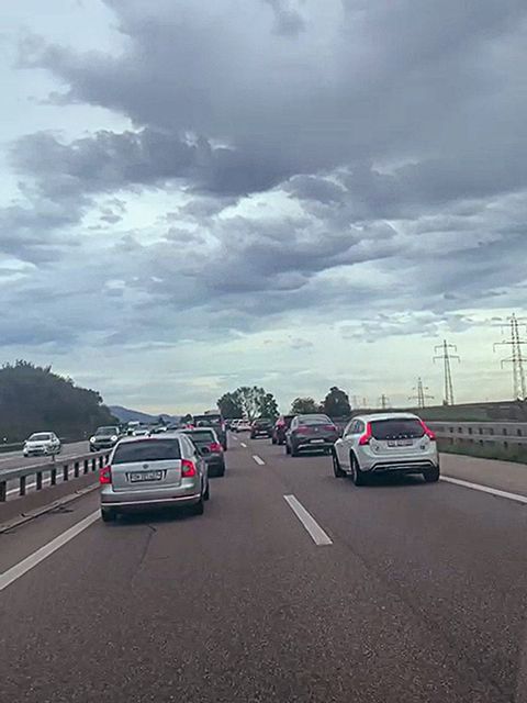 stockender Verkehr auf einer Autobahn