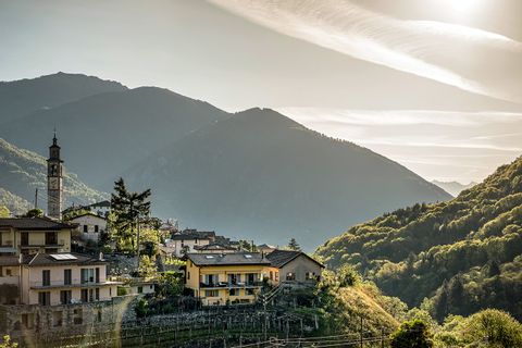 Das Dorf Lavertezzo im Verzascatal