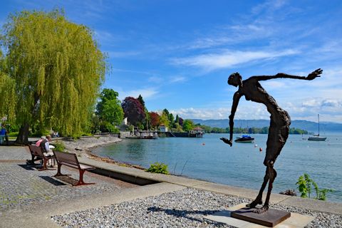 Statue at the promenade along Lake Constance