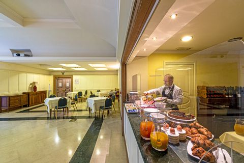 Frühstücksbuffet im Hotel Ambassador Palace