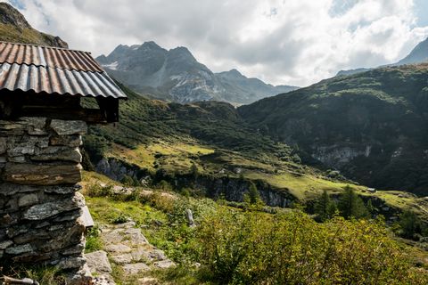Dans le Binnatal - ou vallée de Binn - dans le district de Conches, dans le canton du Valais, on découvre une nature calme et préservée.