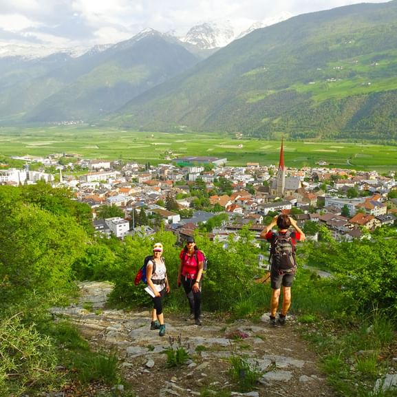 Wanderer in Südtirol auf den Spuren der Römer