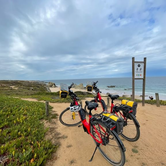 Velostellplatz mit Meerblick in Portugal.